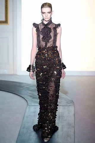 Look 16